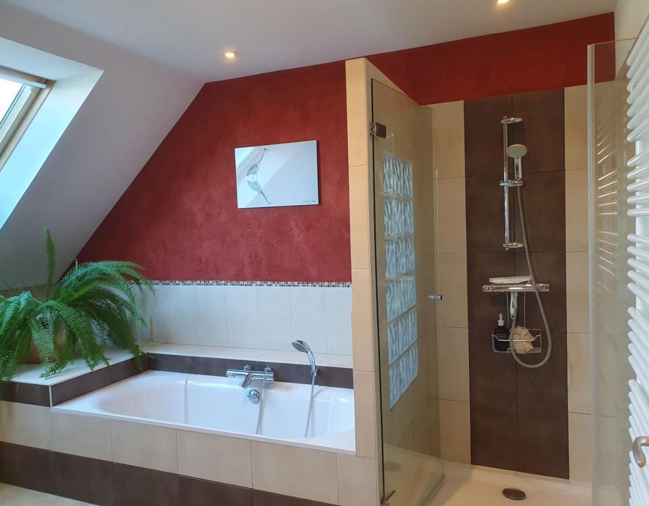 Chambre D'Hotes De Charme, Un Temps En Foret Westhouse Luaran gambar
